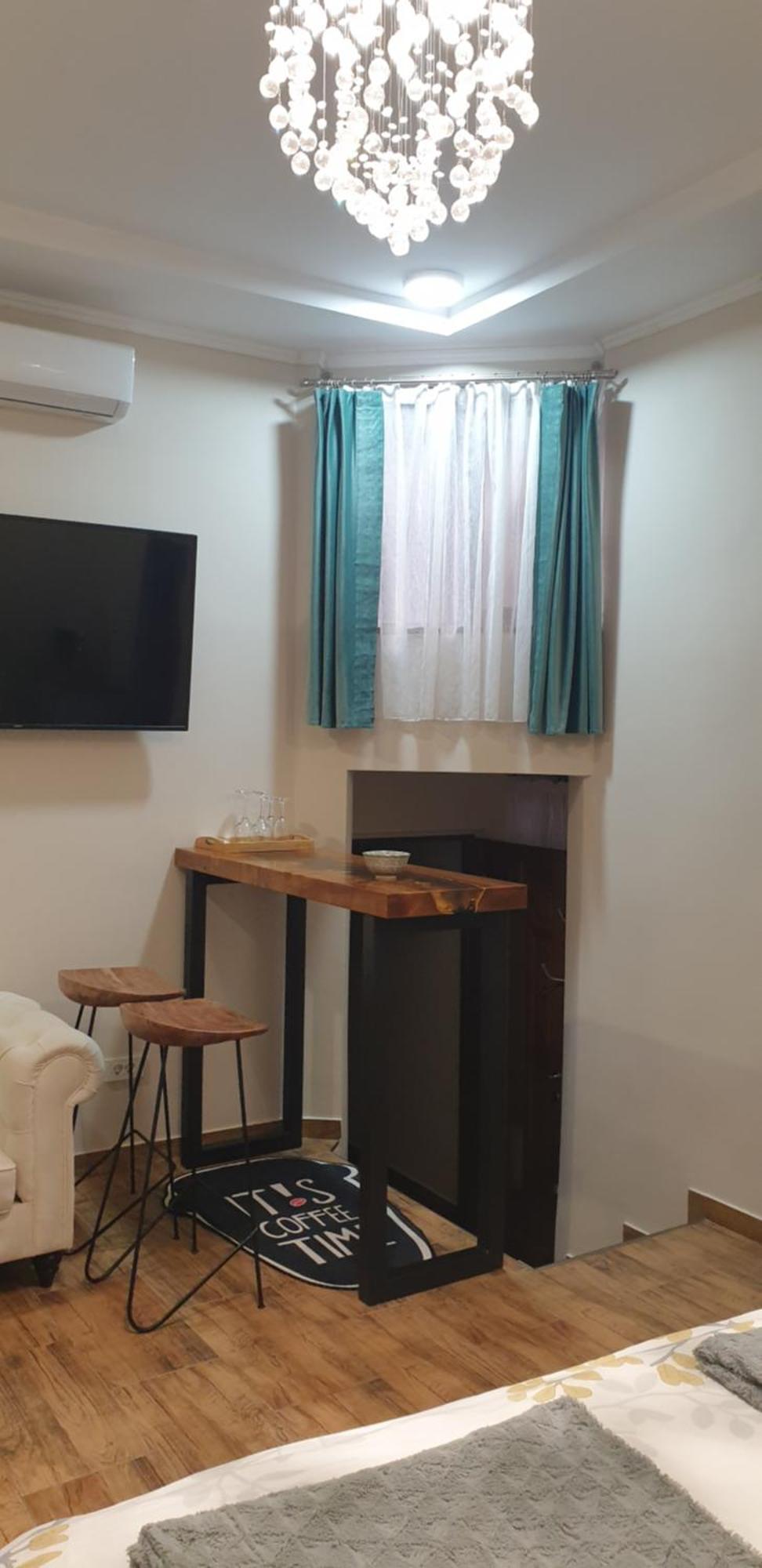 Mini Pool Rooms - Ultracentral - Piscina Cu Hidromasaj オラデア エクステリア 写真